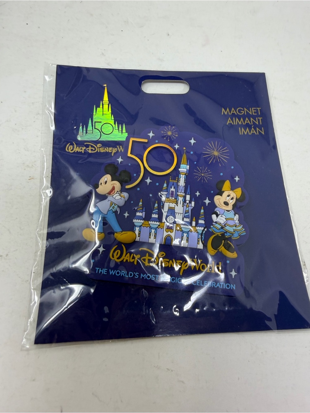 NWT Walt Disney World Park 50th Anniversary Castle Mickey Minnie Mouse Magnet